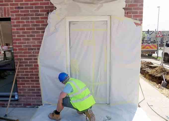 Mobile services Spray Painting Doors